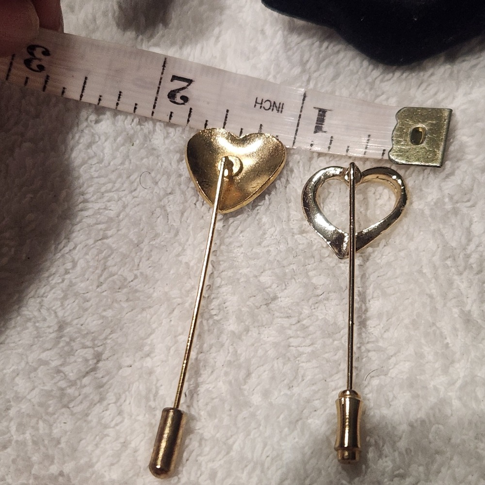 Vintage Heart Stick Pin Set Cloisonne Enamel Floral Gold Tone Lapel Pins 2pc - Picture 9 of 10